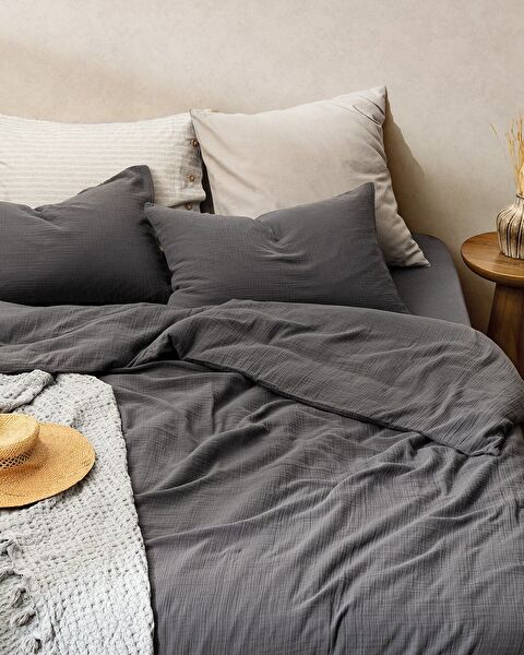 Marla Muslin King Size Duvet Cover Set Elastic - 1