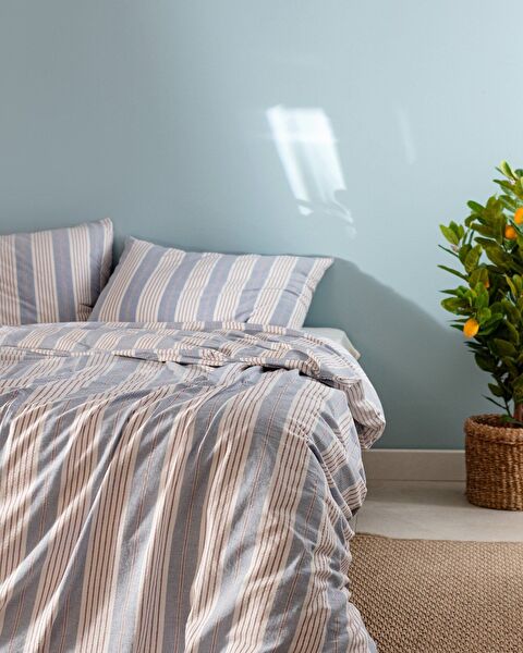 Berne King Size Yarn Dyed Duvet Cover Set - 1