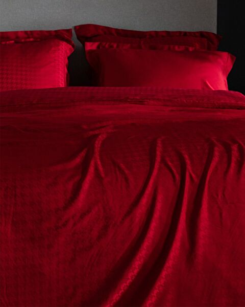 Lune King Size Bamboo Satin Duvet Cover Set - Red - 2
