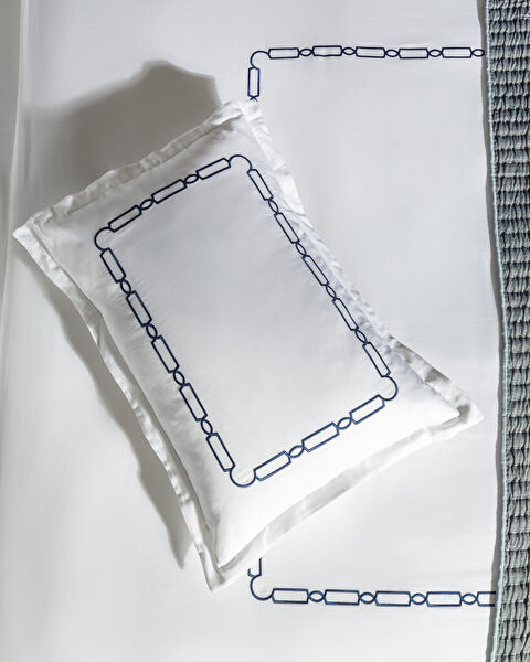 طقم غطاء لحاف مطرز مقاس عائلي من Lis - ساتان - 4