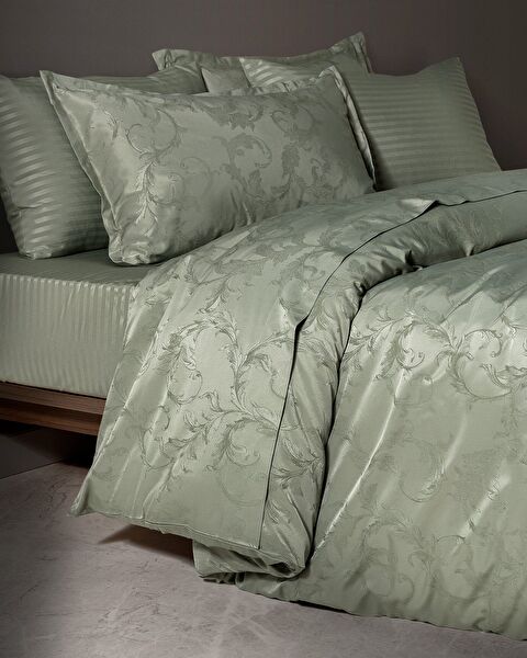 مجموعة غطاء لحاف من الساتان الجاكار مقاس عائلي من Blaye - 0