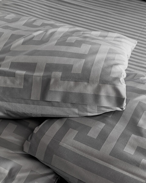 طقم غطاء لحاف من الساتان الجاكار مقاس عائلي من Belda - 5