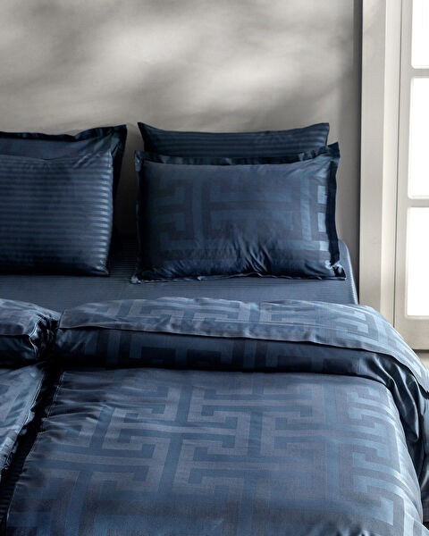 طقم غطاء لحاف من الساتان الجاكار مقاس عائلي من Belda - 1