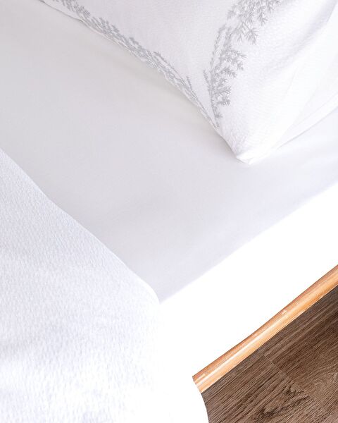 Ensemble de housse de couette en seersucker lavable et brodé 100 % coton Linda - Blanc/Gris - 4