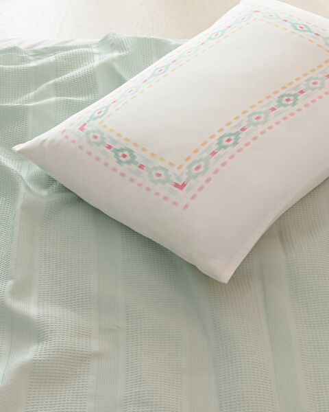 Mathilda Double Carded Plain Coverlet Set - 3