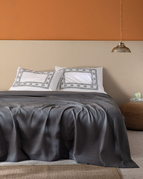 Mathilda Carded Plain King Size Pique Set - 0