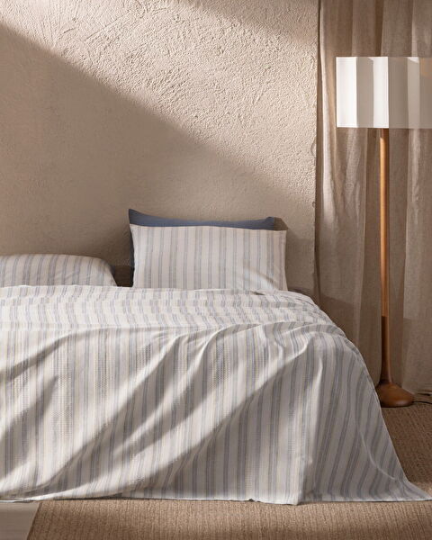 Avery Cotton Kingsize Ecocell bedrukte piquéset - blauw/roze - 0