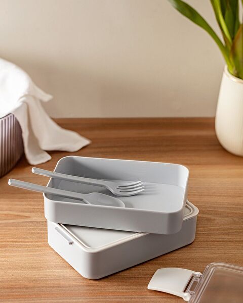 Bonnie Lunch Box with Spoon - 1