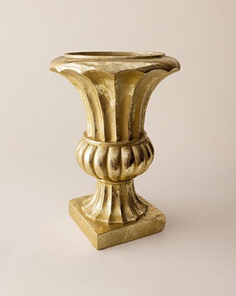 Melanie Saksi - Gold - 1