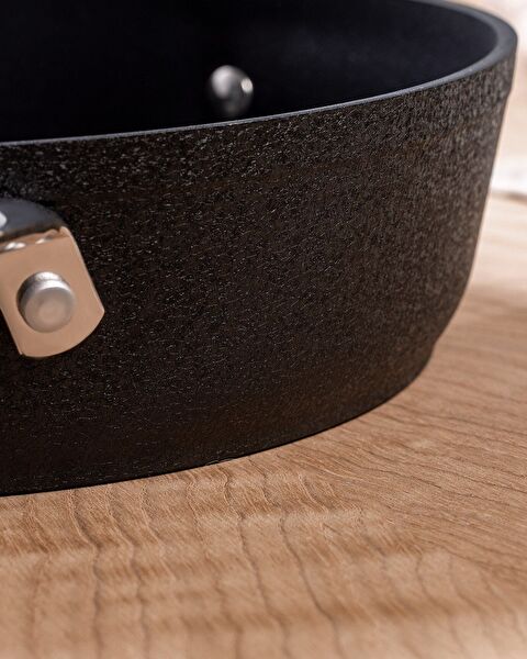 Noir Titanium Pan - Zwart - 22 cm - 3