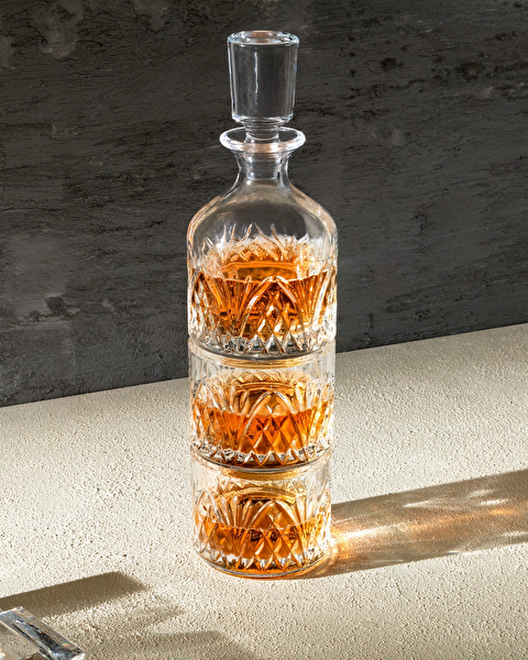 Aron 3 Piece Glass Whiskey Carafe Set - With Lid - 3