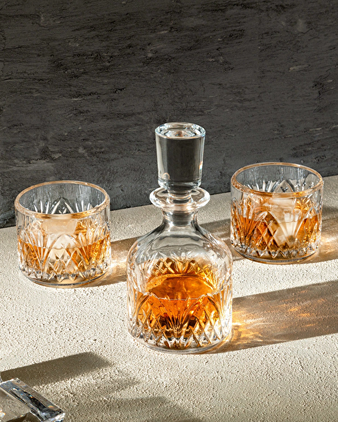 Aron 3 Piece Glass Whiskey Carafe Set - With Lid - 2