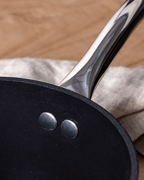 Noir Titanium Melkkannetje - Zwart - 14 cm - 2