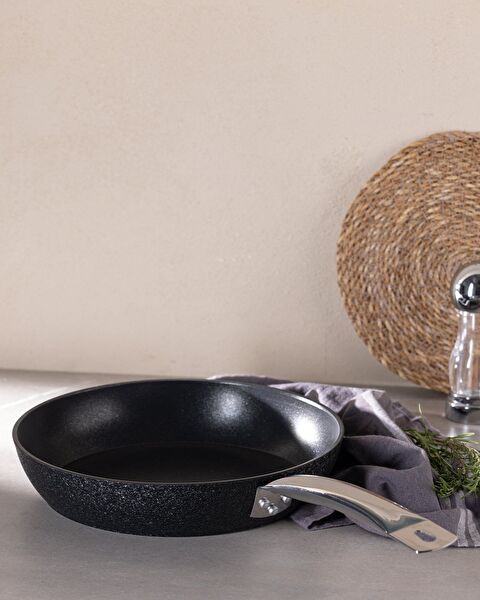 Noir Titanium Pan - Zwart - 26 cm - 0