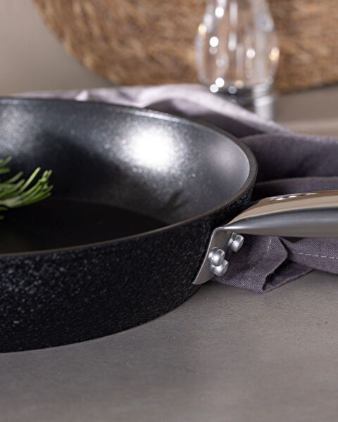 Noir Titanium Pan - Zwart - 26 cm - 4