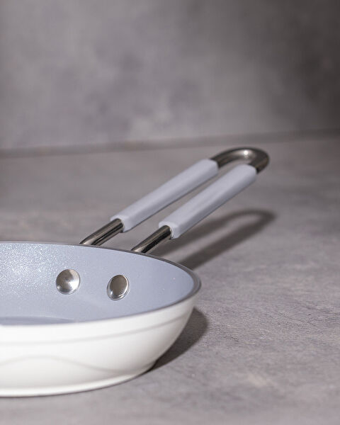 Albus Pan - Wit - 20 cm - 1