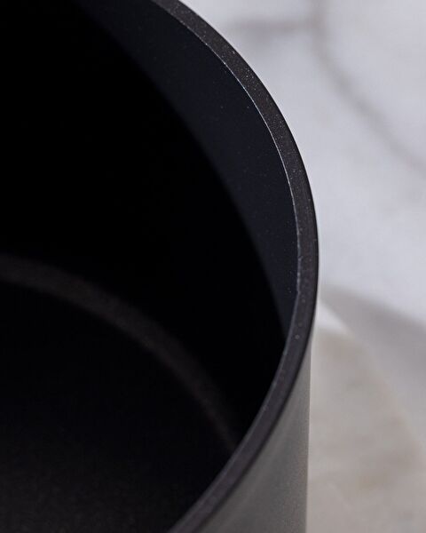 Titanium Profesional Deep Pot 22cm - 5