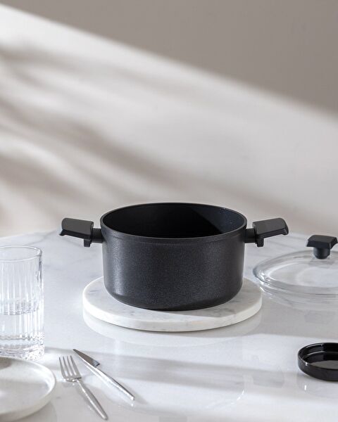 Titanium Profesional Deep Pot 22cm - 1