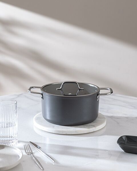 Titanium Profesional Deep Pot 22cm - 0