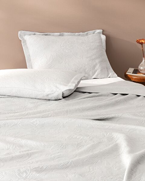 Esther Double Bedspread - 1