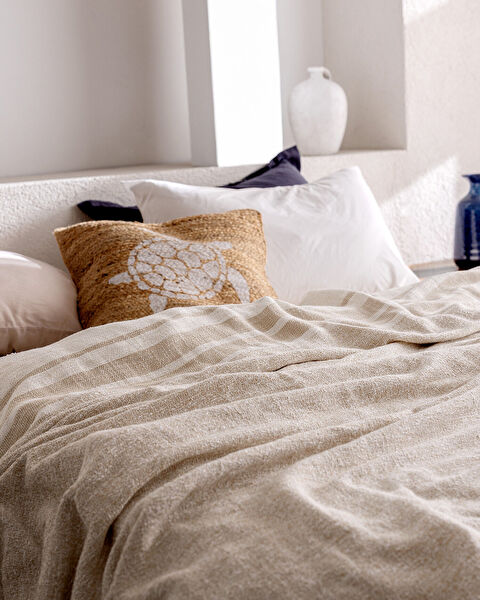 Castillones Double Size Bedspread - 3