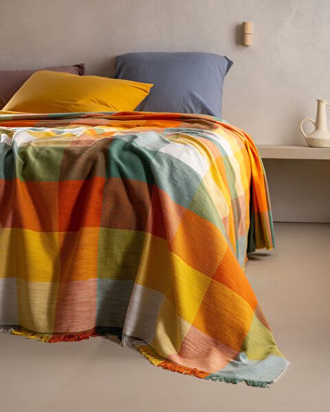 Grignols Double Size Bedspread - 1