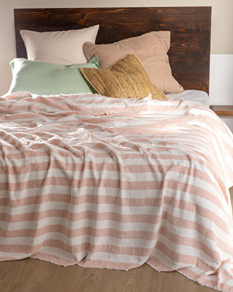 Aviral Double Size Bedspread - 1