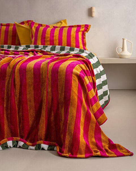 Irene Double Size Bedspread - 1