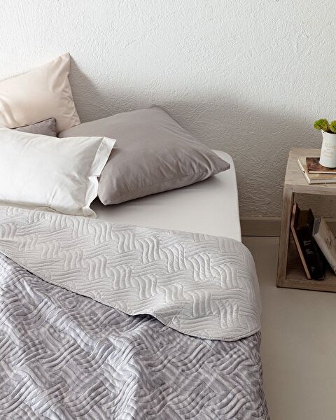 Darcia King Size Printed Bedspread - Gray - 1