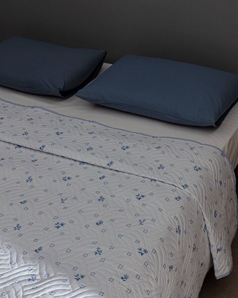 Dace King Size Printed Bedspread - Blue - 2