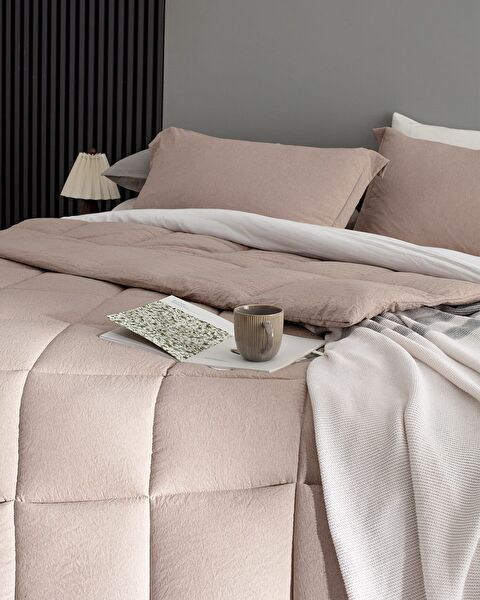 Meleni Comforter Set - 2