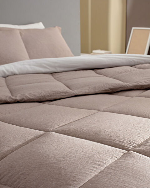 Meleni Comforter Set - 1