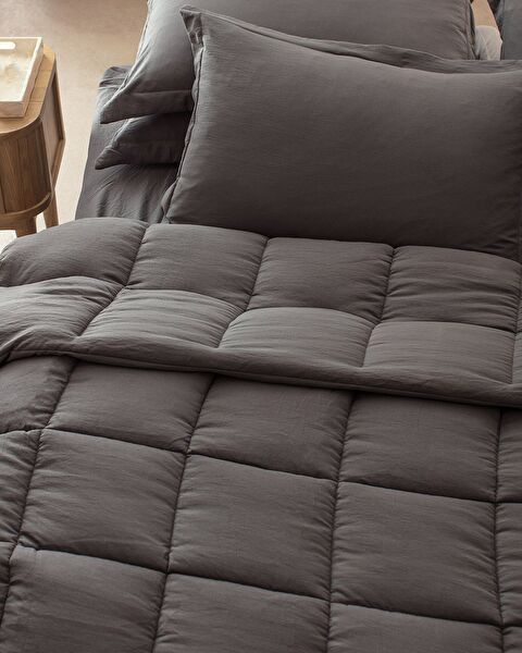 Mona Comforter Set - 5