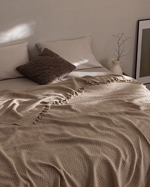 Stephane Bedspread - 3