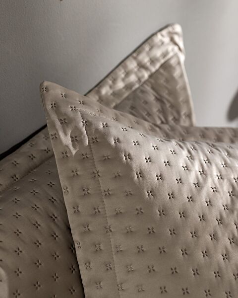 Arles Single Satin Bedspread - Stone - 3
