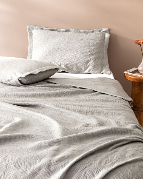 Couvre-lit simple Esther - 1