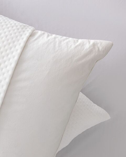 Elicia 2-pack Waterproof Pillow Protector - 4