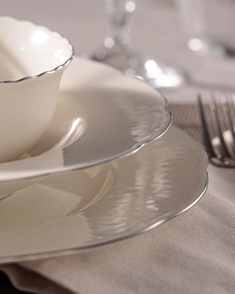 Amabella 24 Piece Dinner Set for 6 People - Gold/Platinum - 4