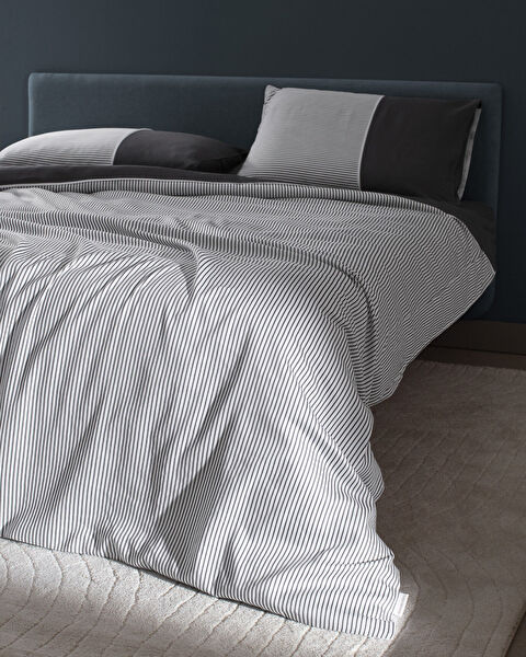 Leal Printed Satin Duvet Cover Set - 1