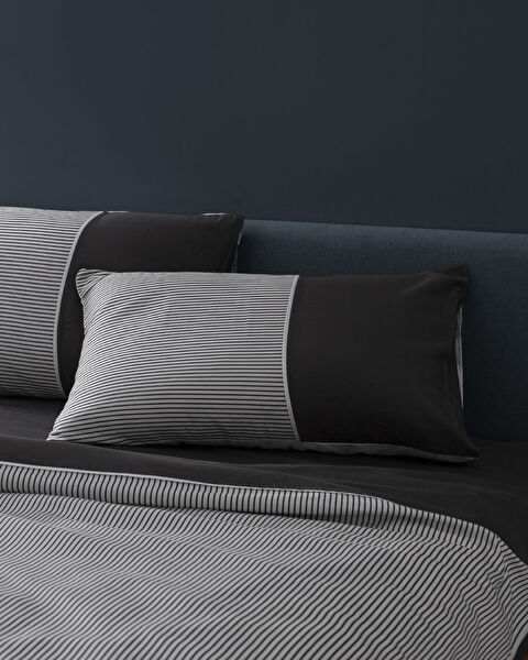 Leal Printed Satin Duvet Cover Set - 3