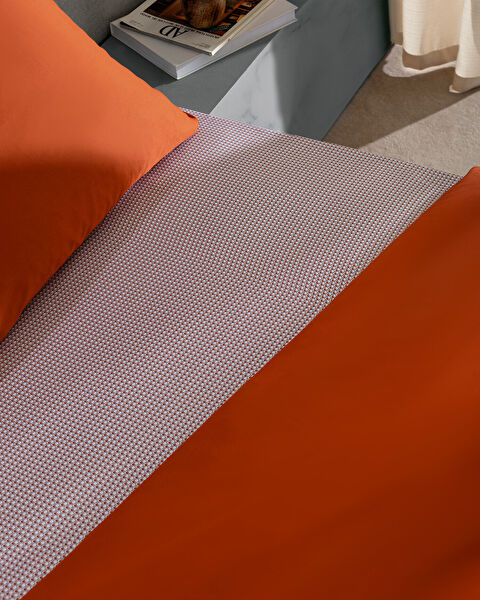 Delit Family Size Printed Satin Duvet Cover Set - 4