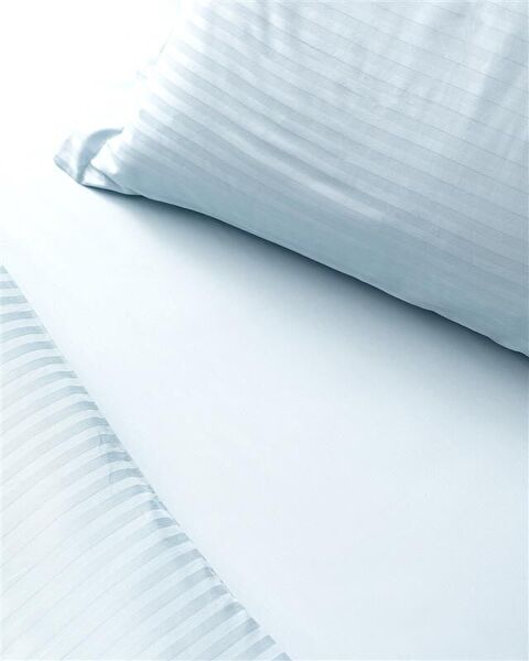Elicia King Size Striped Bed Linen Set - 2