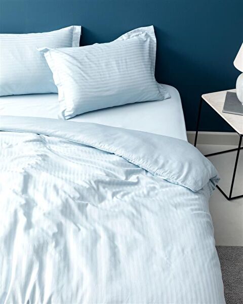 Elicia King Size Striped Bed Linen Set - 4