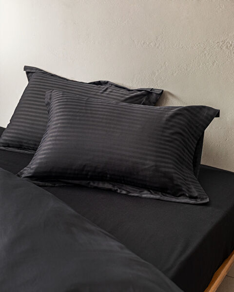 Elicia Super King Striped Satin Duvet Cover Set - 2