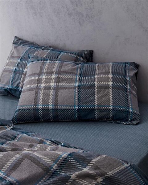 Berdine Super King Flannel Duvet Cover Set - 1