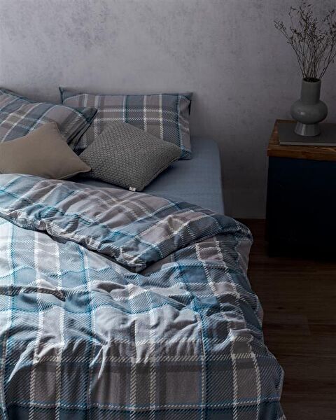 Berdine Super King Flannel Duvet Cover Set - 5