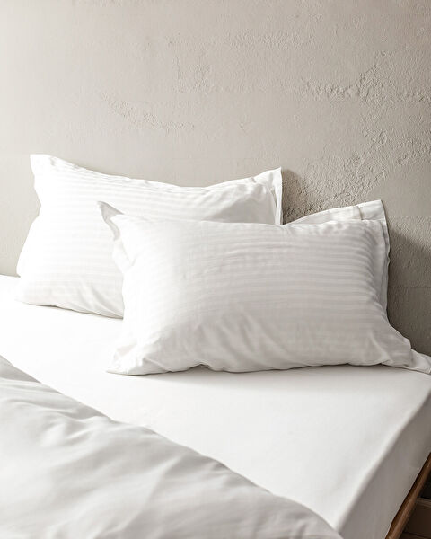 Elicia Family Size Çizgili Saten Nevresim Takımı - 1