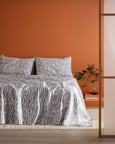 مجموعة بيكيه مطبوعة منسوجة بحجم كينغ من Sabre - 0